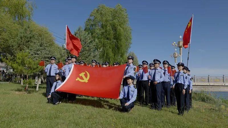 两个人相遇是偶然还是必然游戏画面